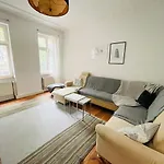 Nice City Apartment Апартаменты Берлин