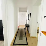 Nice City Apartment Берлин