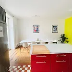 Nice City Apartment Апартаменты