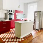 Nice City Apartment *