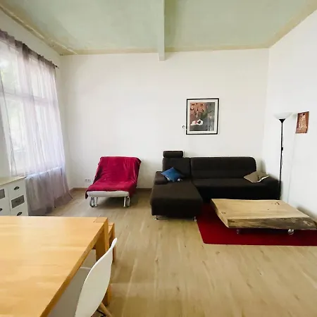 Nice City Apartment Берлин