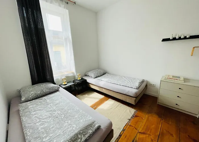 Nice City Apartment شقة *