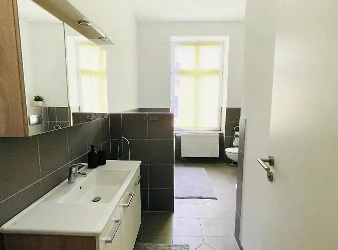 Nice City Apartment برلين