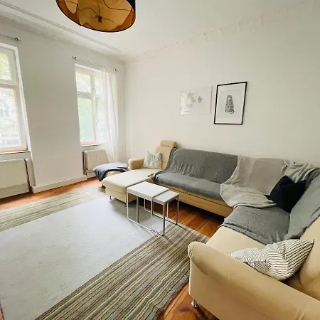 Nice City Apartment アパート ベルリン
