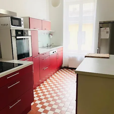 Nice City Apartment Apartment