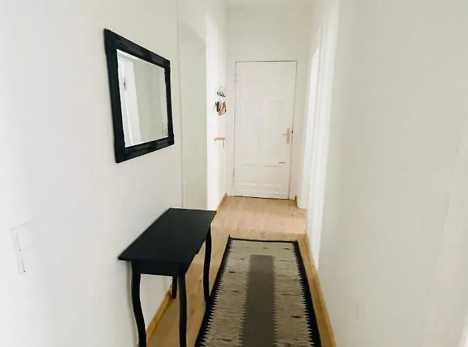 Nice City Apartment Lägenhet