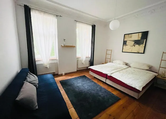 Lägenhet Nice City Apartment